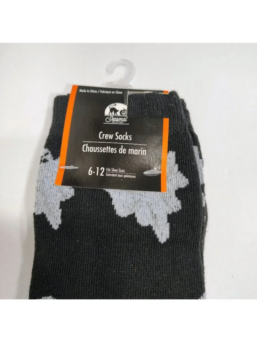 Halloween Crew Socks Womens Size 6-12 Gray Ghost Pattern Lightweight
